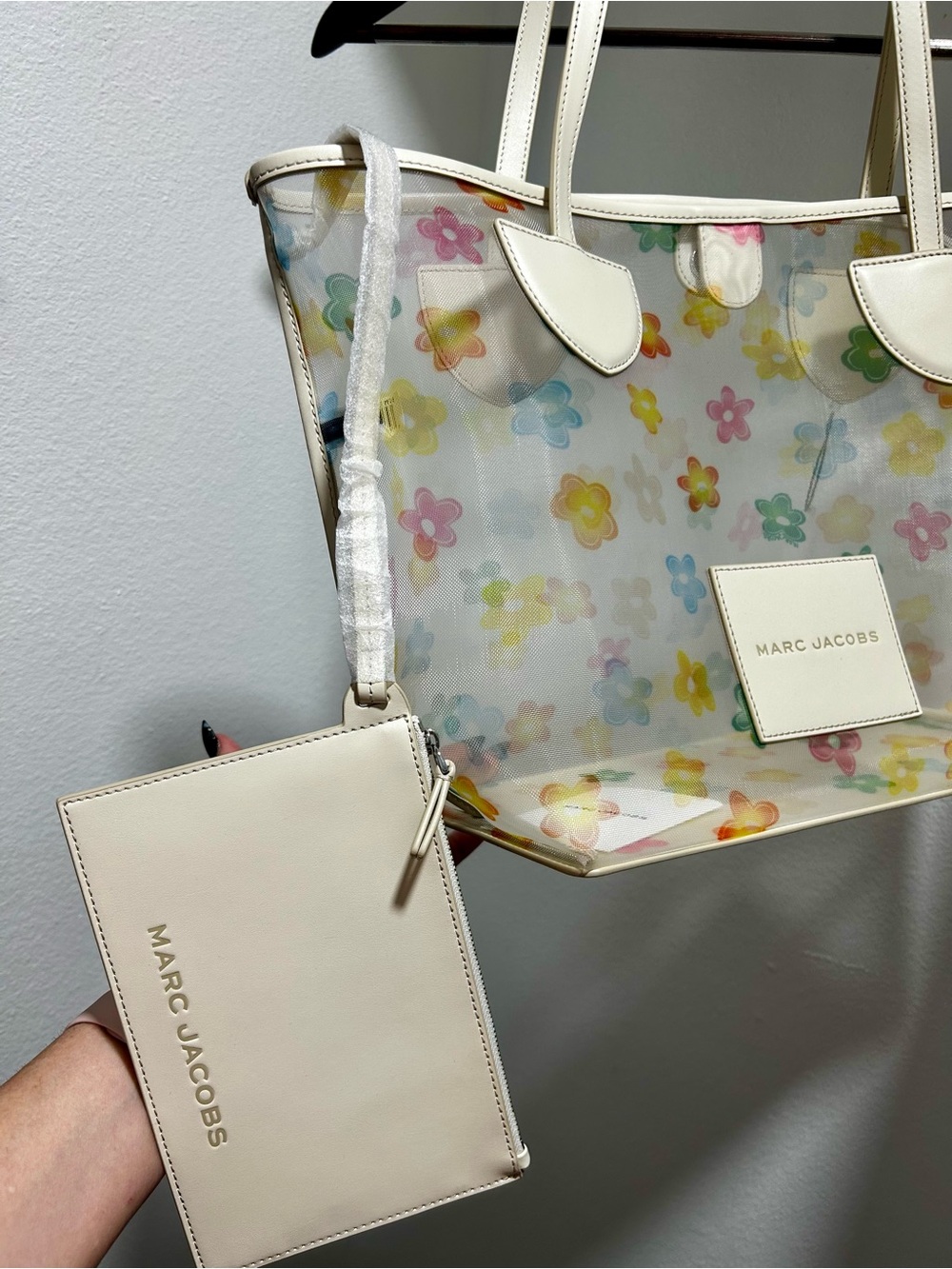 Marc Jacobs Transparent Tote Bag with Pouch - Picture 11 of 11